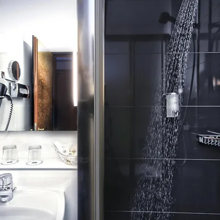 Hotel Western Mirabeau 4*