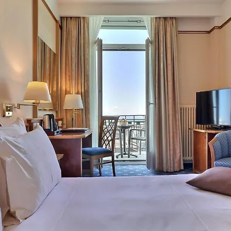 מלון Mirabeau, Bw Signature Collection, 4*