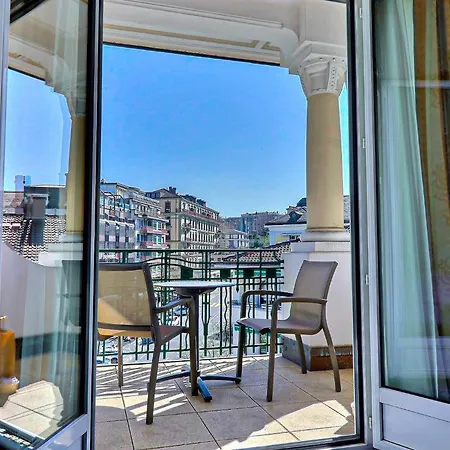 Mirabeau, Bw Signature Collection,