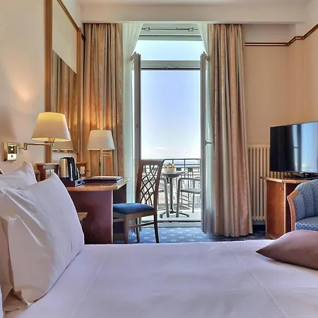 فندق Mirabeau, Bw Signature Collection,