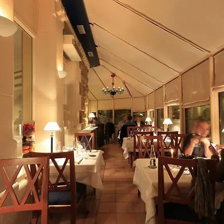 Western Mirabeau Hotel