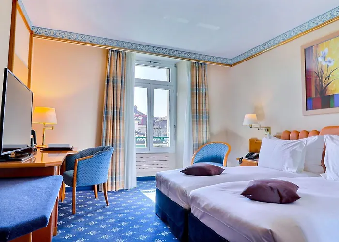 Mirabeau, Bw Signature Collection,