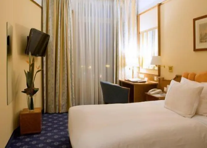 Mirabeau, Bw Signature Collection,